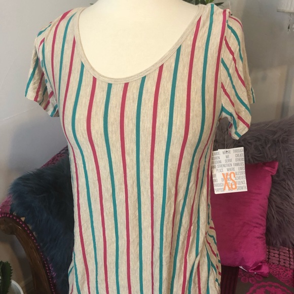 LULAROE (BRAND NEW WITH TAGS) short sleeve - Picture 3 of 4